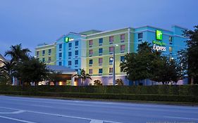 Holiday Inn Express ft Lauderdale Airport Cruise